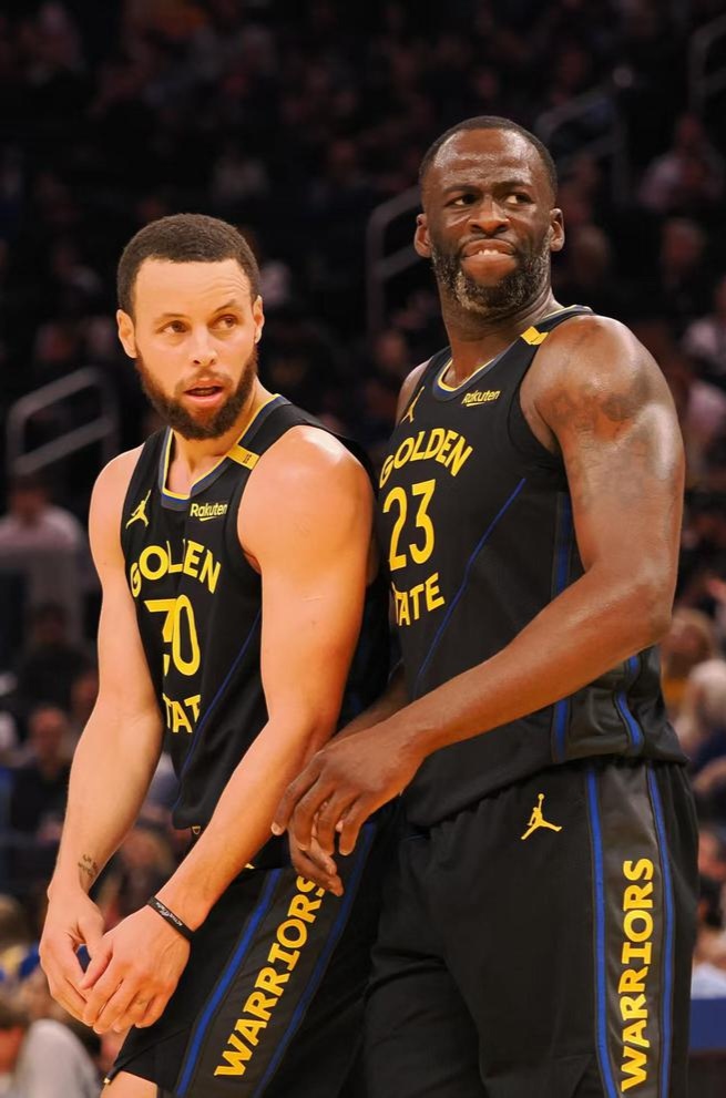 kaiyun-险胜引发热议！，科维托娃在勇士比赛中持续失利引发球迷热议(科维托娃2011温网)